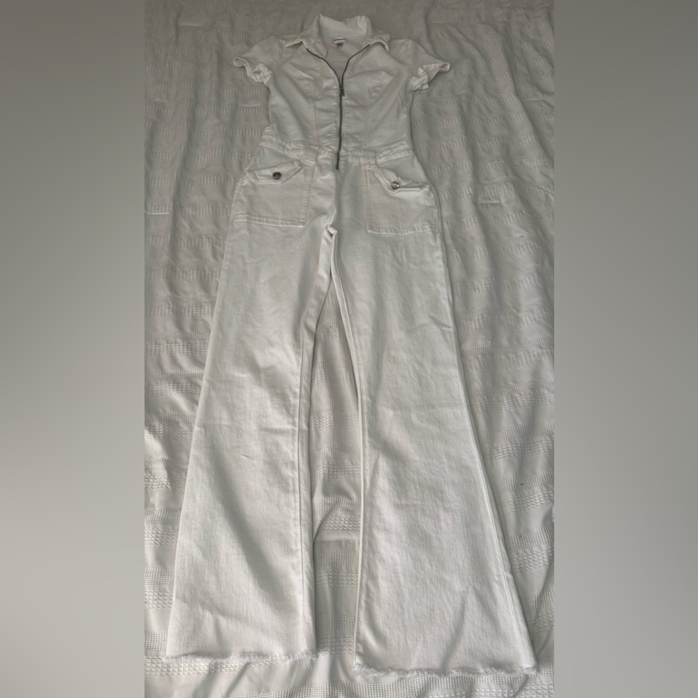 Guess white jumpsuit S